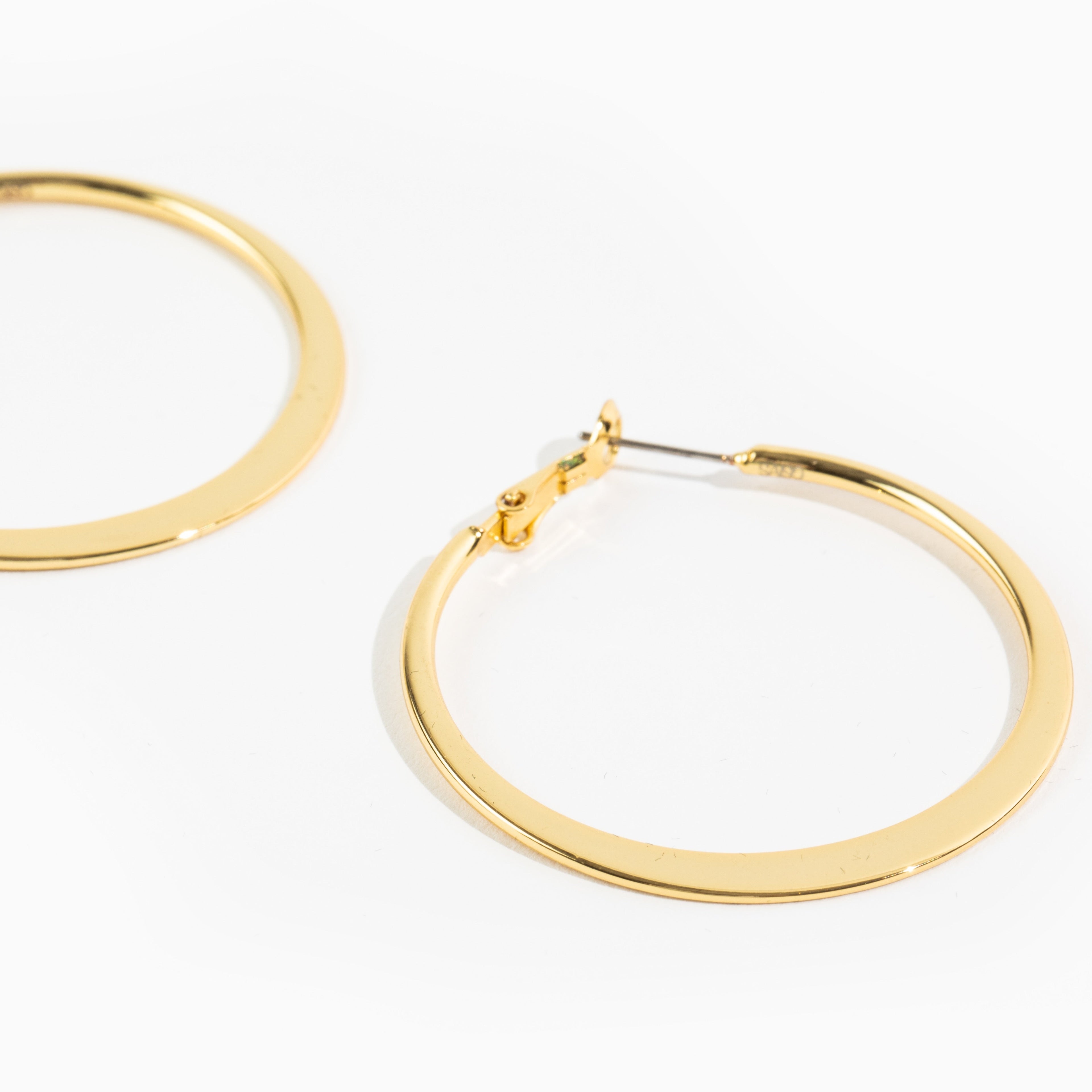 High Shine Sleek Hoop