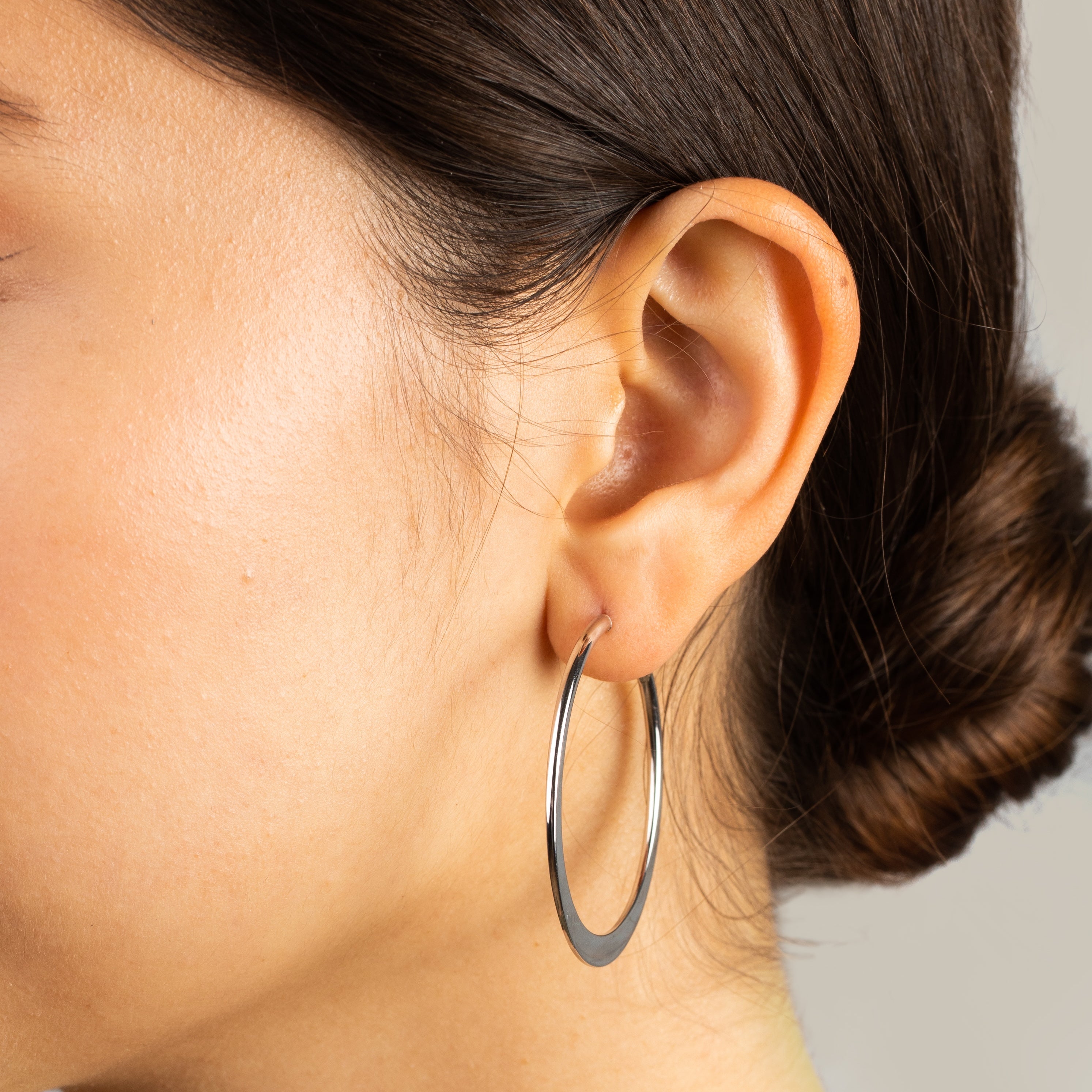 High Shine Sleek Hoop