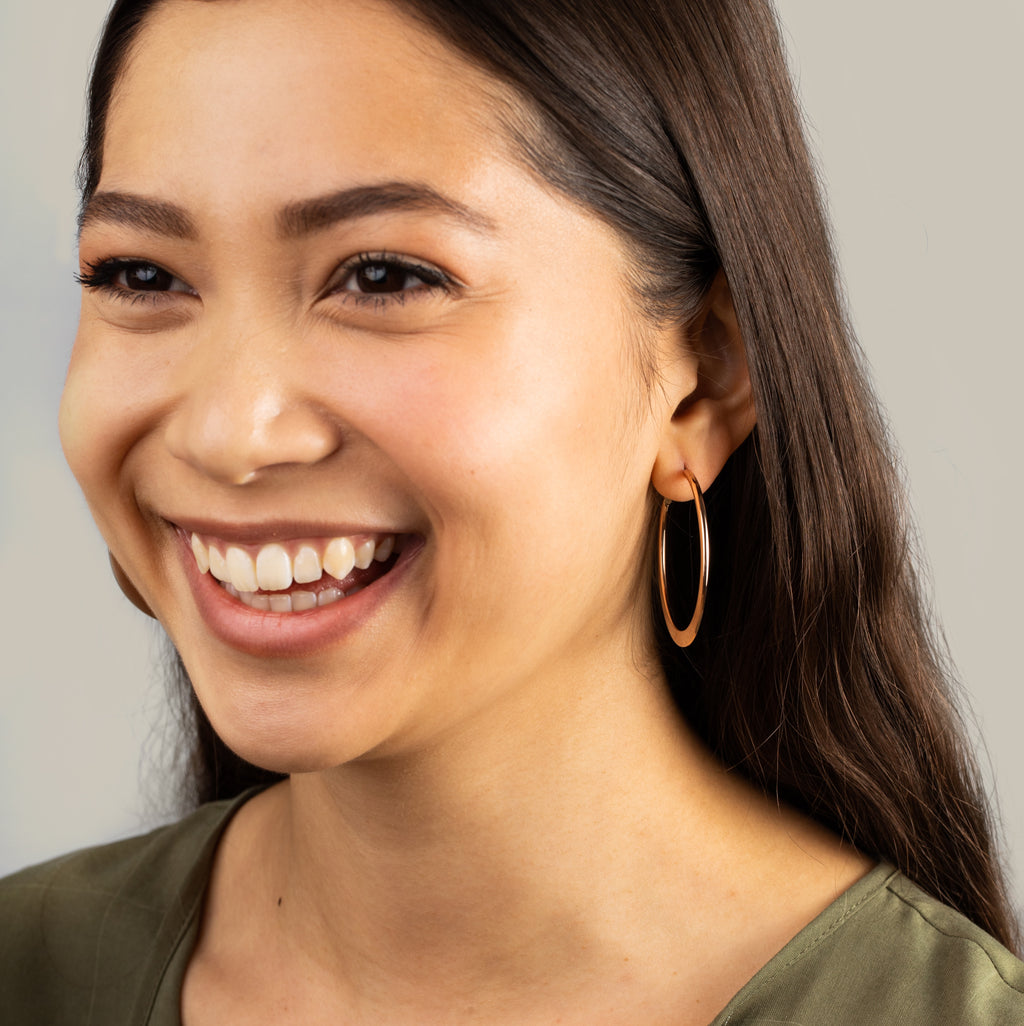 High Shine Sleek Hoop